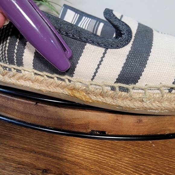 G.H. Bass Striped Canvas Jenna Espadrilles Size 7 - Picture 12 of 17
